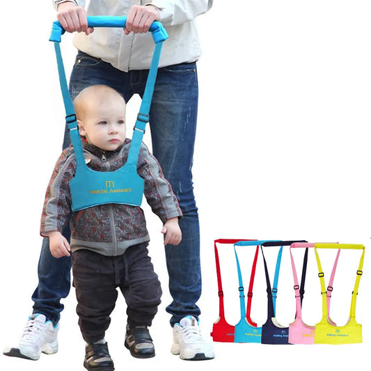 Pomůcka pro první krůčky – dětský chodící asistent